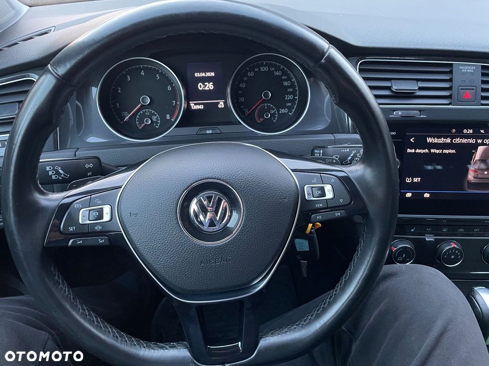 Volkswagen Golf 1.5 TSI BlueMotion ACT DSG Comfortline - 12