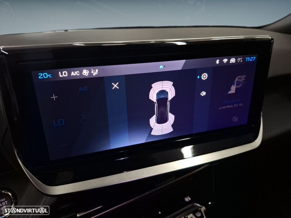 Peugeot e-2008 54 kWh Allure - 23