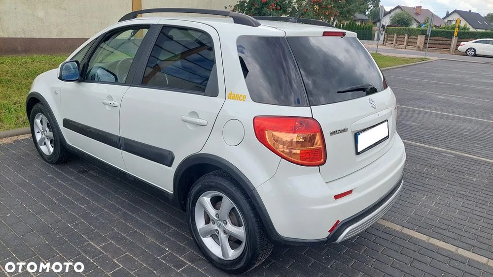 Suzuki SX4 1.6 VVT 4x2 Comfort Dance - 4