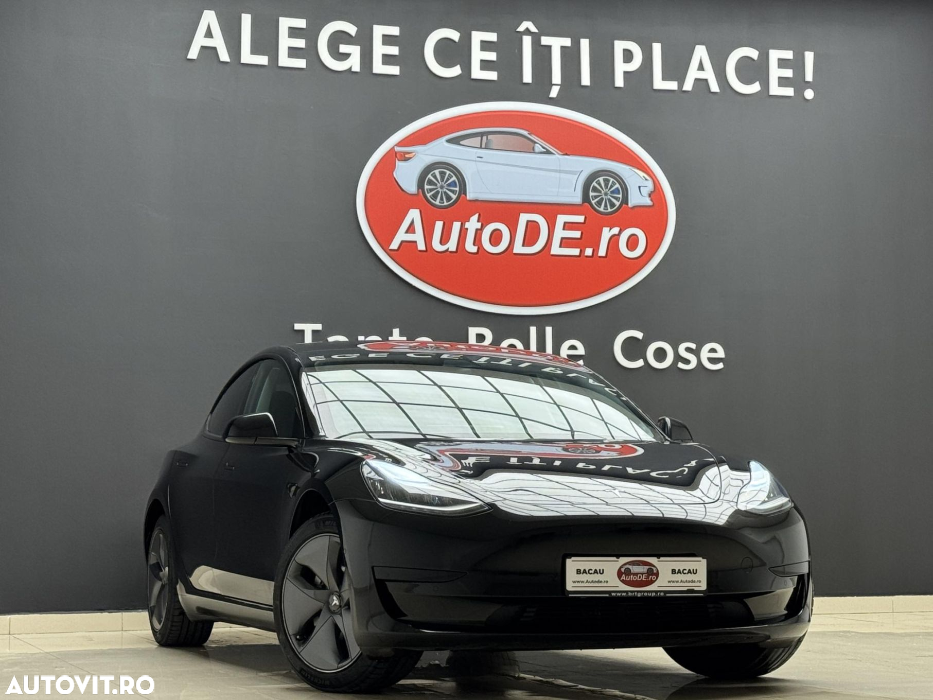 Tesla Model 3 - 2