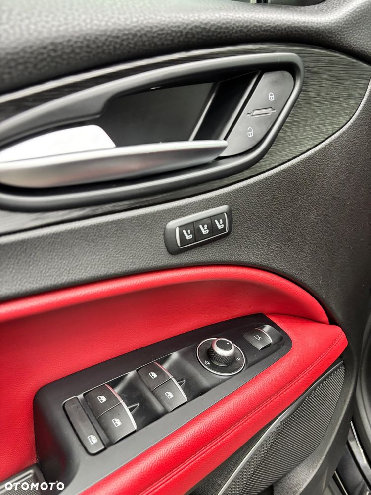 Alfa Romeo Stelvio 2.0 Turbo Super Q4 - 15