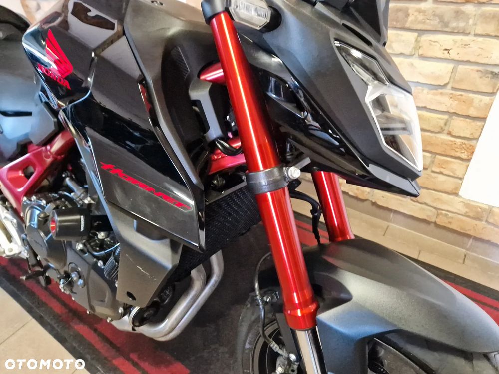 Honda Hornet - 17