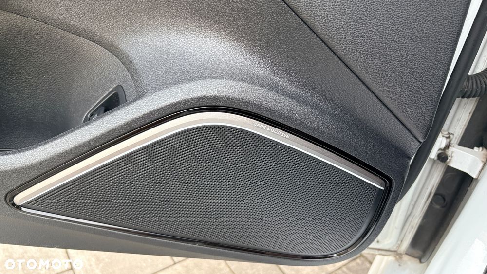 Audi A3 Sportback 40 e-tron S tronic design - 14