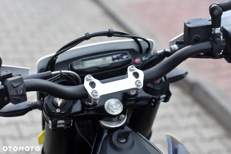 Husqvarna 701 - 35