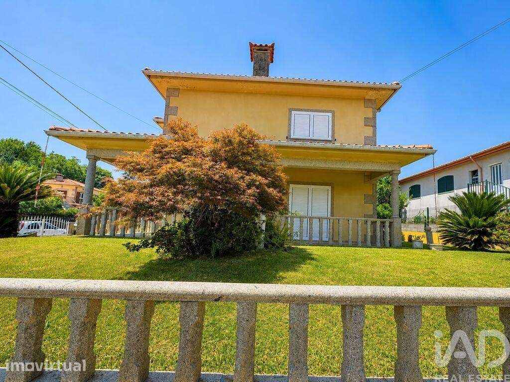 Casa / Villa T4 em Torre e Portela de 180 m2 - Grande imagem: 3/22