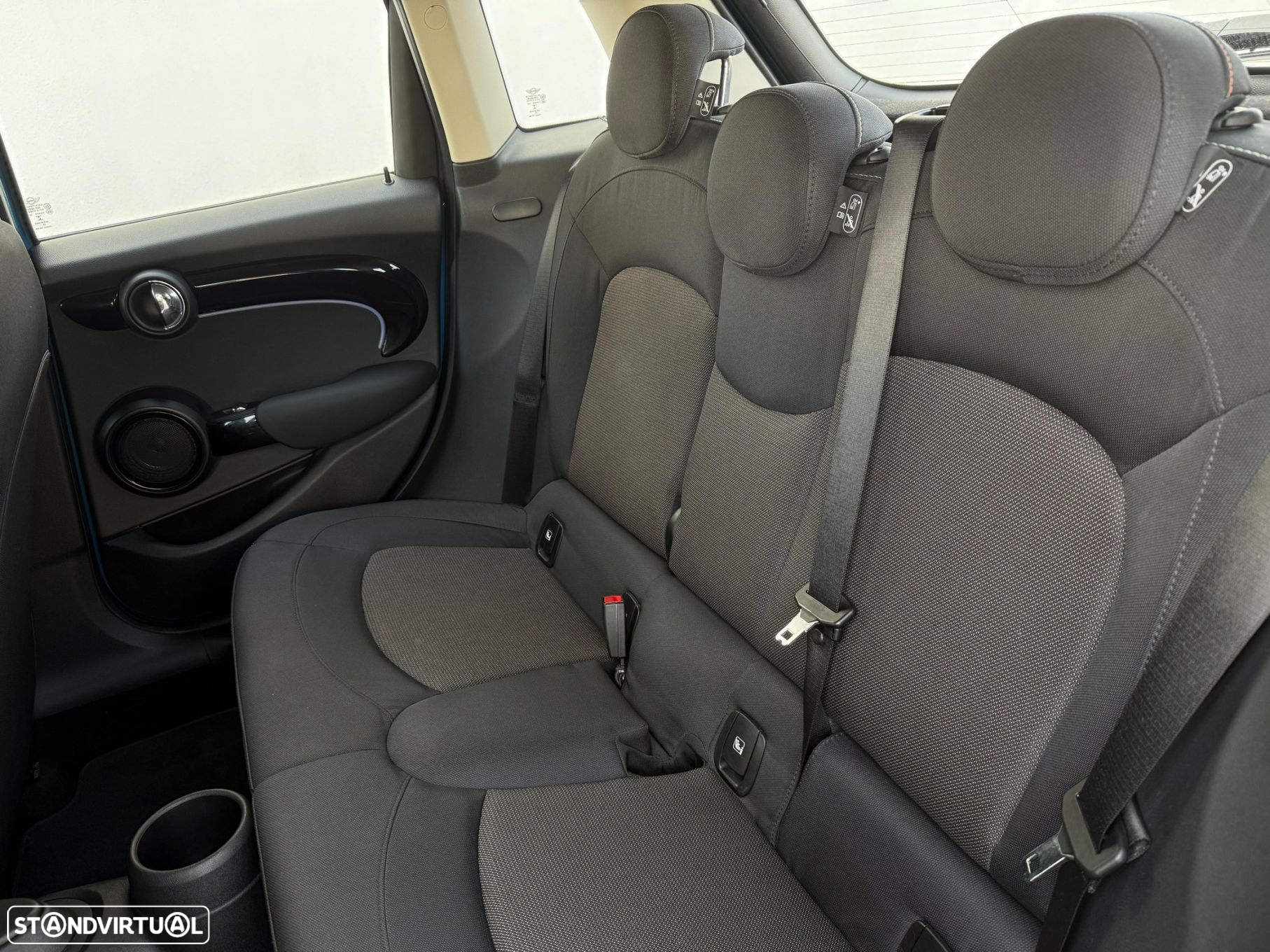 MINI 5 Portas Cooper Resolute Edition Auto - 22