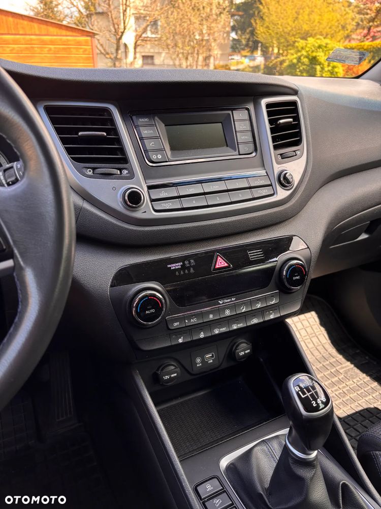 Hyundai Tucson 1.6 GDI BlueDrive TourdePologne 2WD - 11