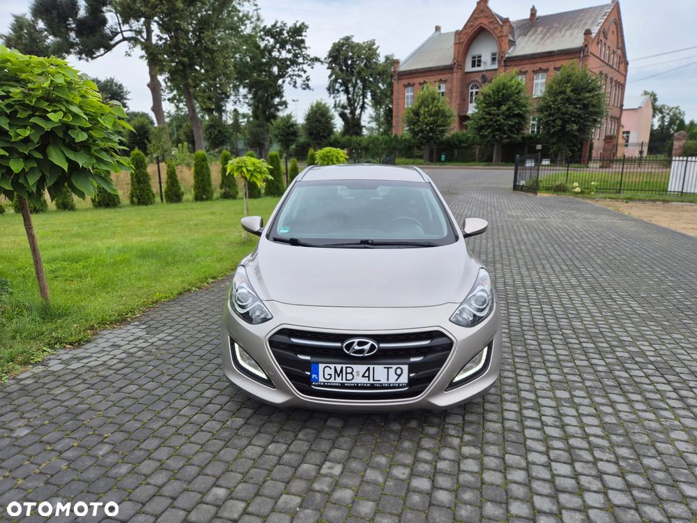 Hyundai i30 1.6 GDI Style - 10
