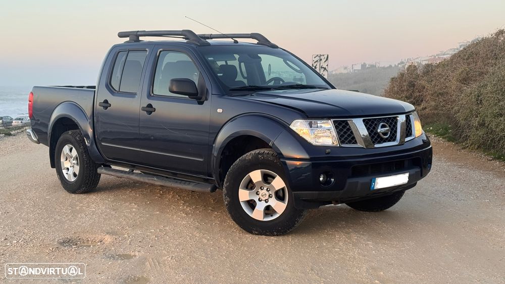 Nissan Navara 2.5 dCi CD LE IT - 2