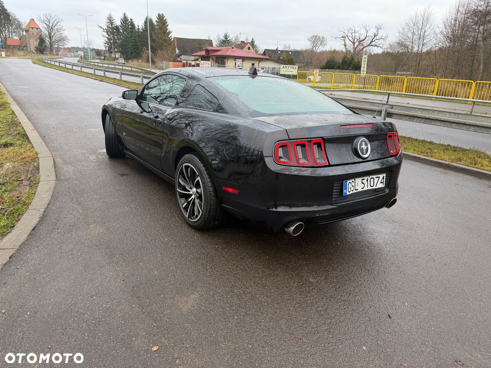 Ford Mustang - 5