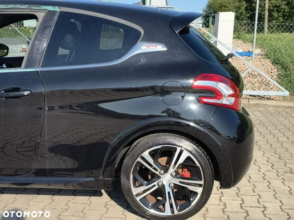 Peugeot 208 - 31