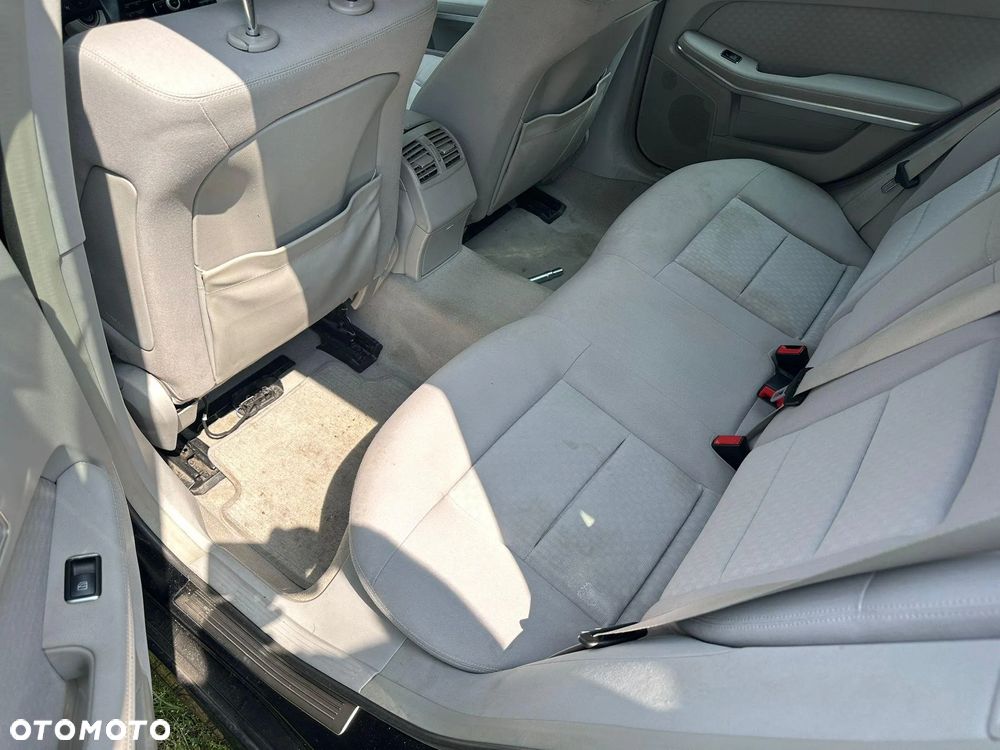 Mercedes-Benz Klasa E 200 CDI Avantgarde - 4