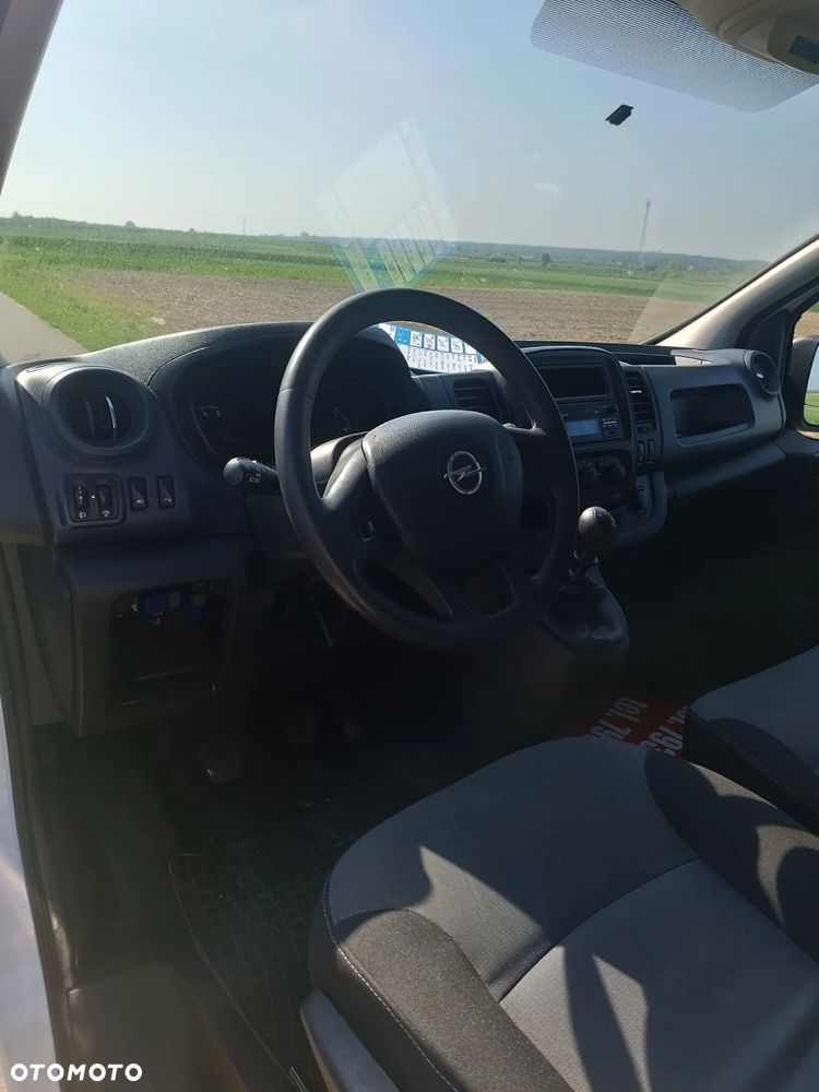 Opel Vivaro -B - 7