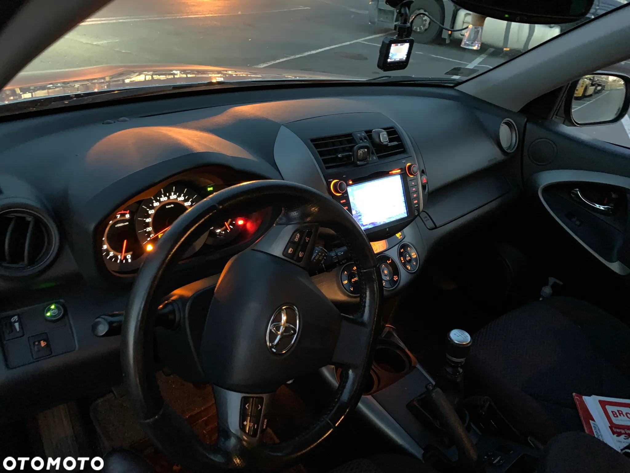 Toyota RAV4 - 5