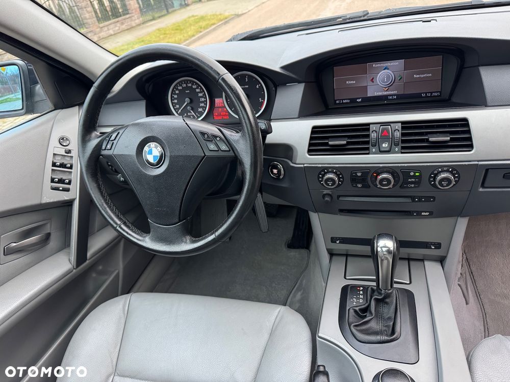 BMW Seria 5 530xd - 30