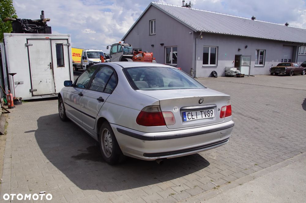 Auto na części - BMW E46 318i 1.9 8V 118 KM M43B19O1 7505600 354 2000R Silnik Skrzynia Drzwi Lusterko Lampa Maska Klapa Szyba Deska Kokpit Sterownik Moduł Fotel - 6