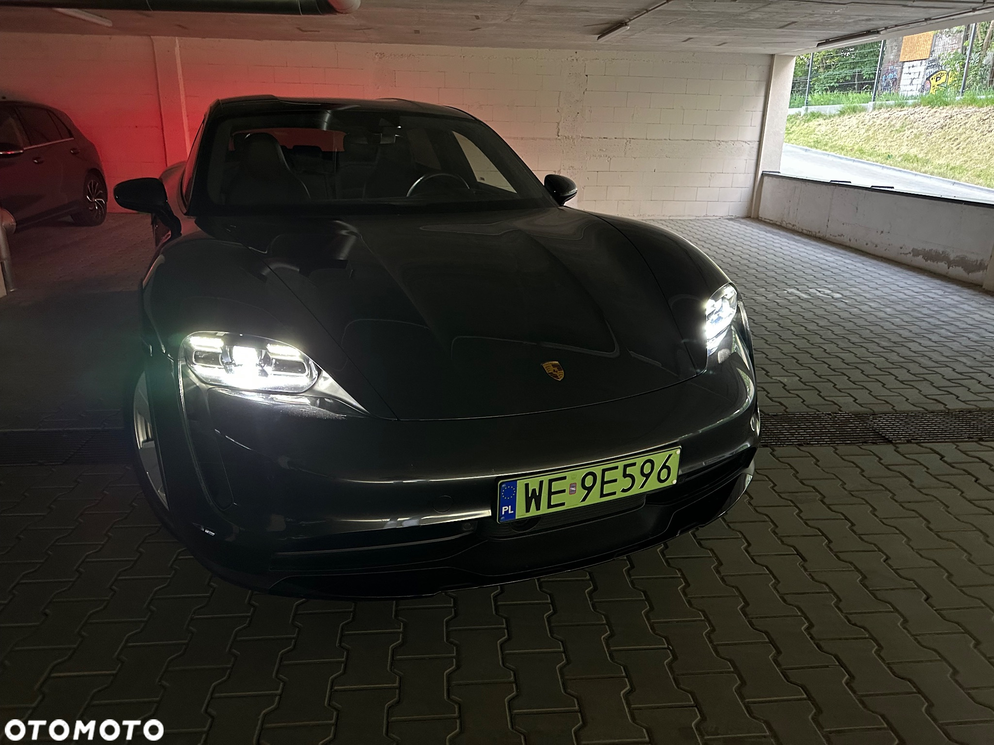 Porsche Taycan Sport Turismo - 3