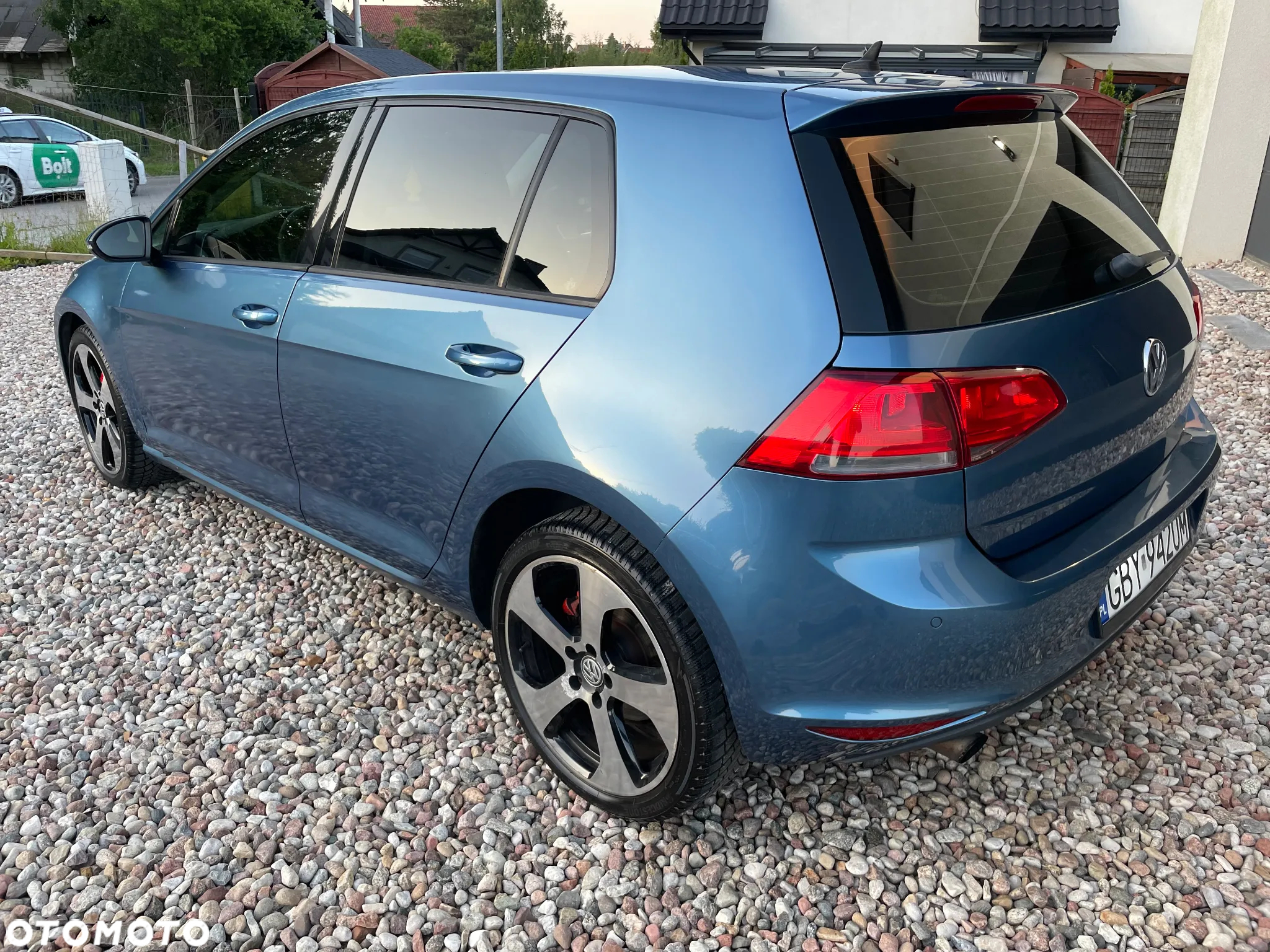 Volkswagen Golf VI 1.6 TDI BlueMot Comfortline - 4