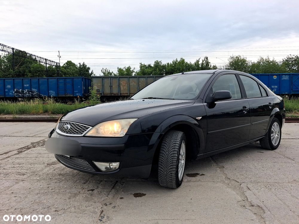 Ford Mondeo 1.8 Ghia - 2