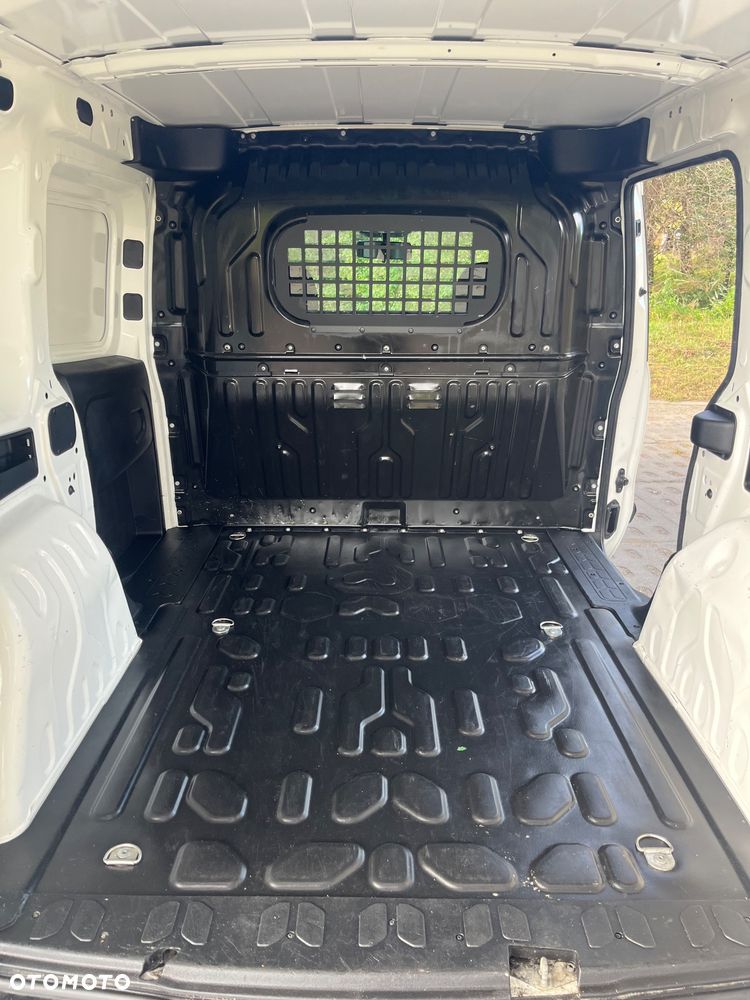 Fiat Doblo - 21