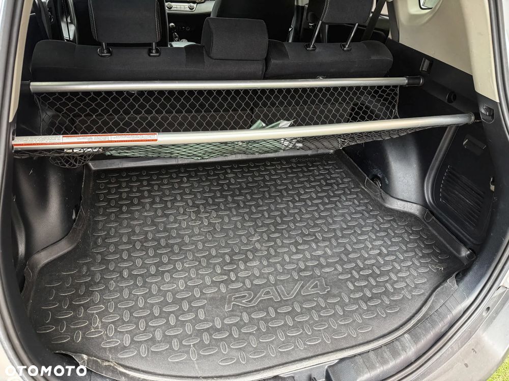 Toyota RAV4 2.0 D-4D 4x4 Comfort - 17
