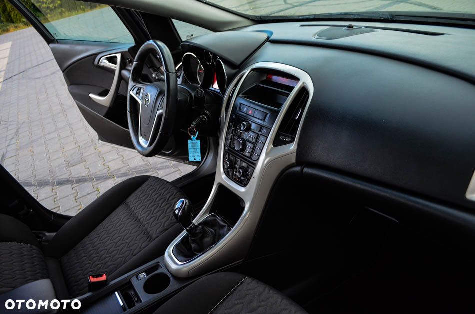 Opel Astra 1.4 Turbo Style - 37