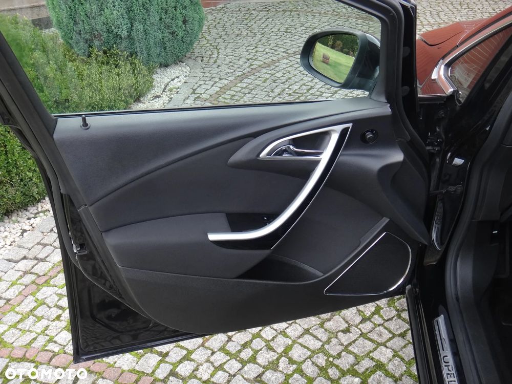 Opel Astra IV 1.4 T Sport - 32