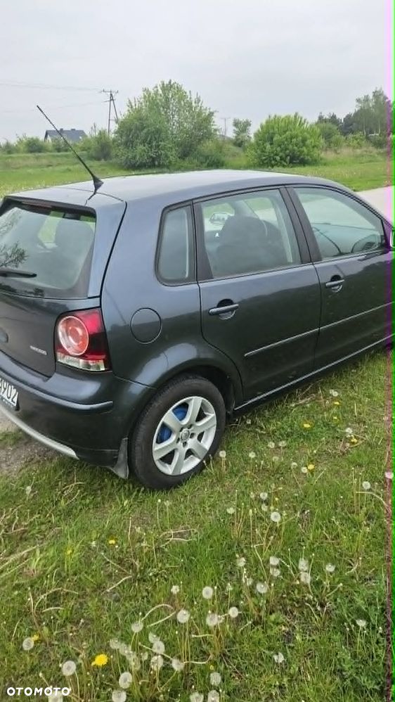 Volkswagen Polo 1.4 TDI Comfortline - 6