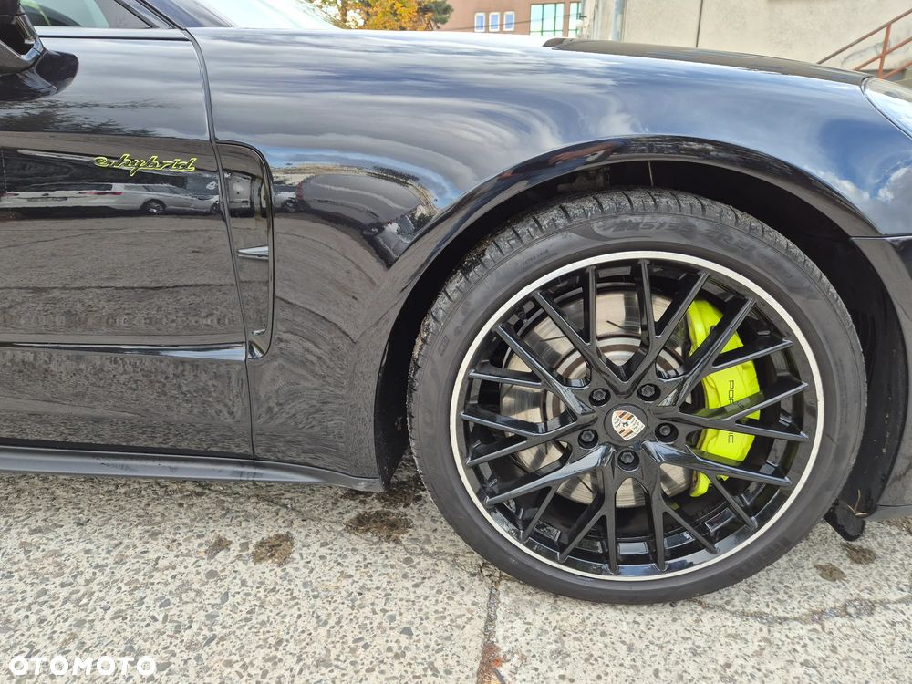 Porsche Panamera - 34