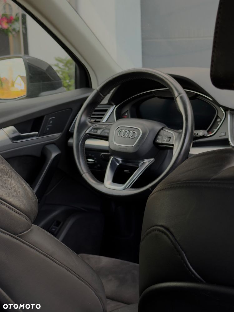 Audi Q5 2.0 TDI Quattro Design S tronic - 27