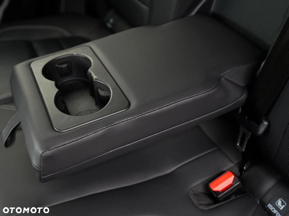 Jaguar F-Pace D200 AWD R-Dynamic S - 28