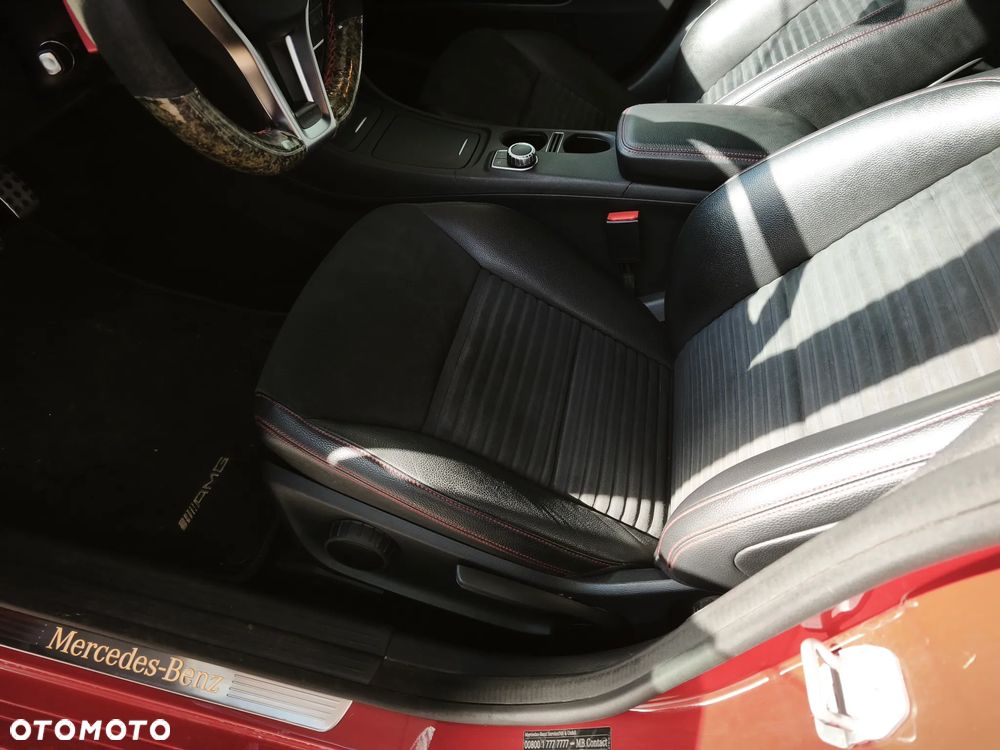Mercedes-Benz CLA 200 7G-DCT AMG Line - 10