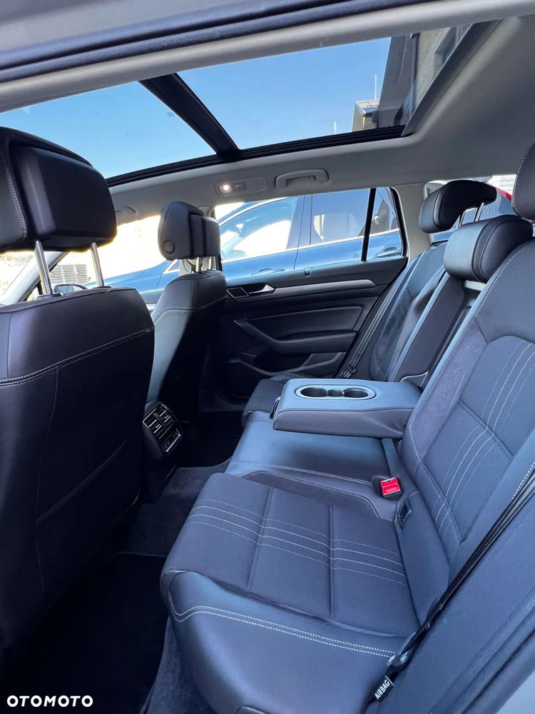 Volkswagen Passat 2.0 TDI Bi-Turbo BMT 4Mot Highline DSG - 17