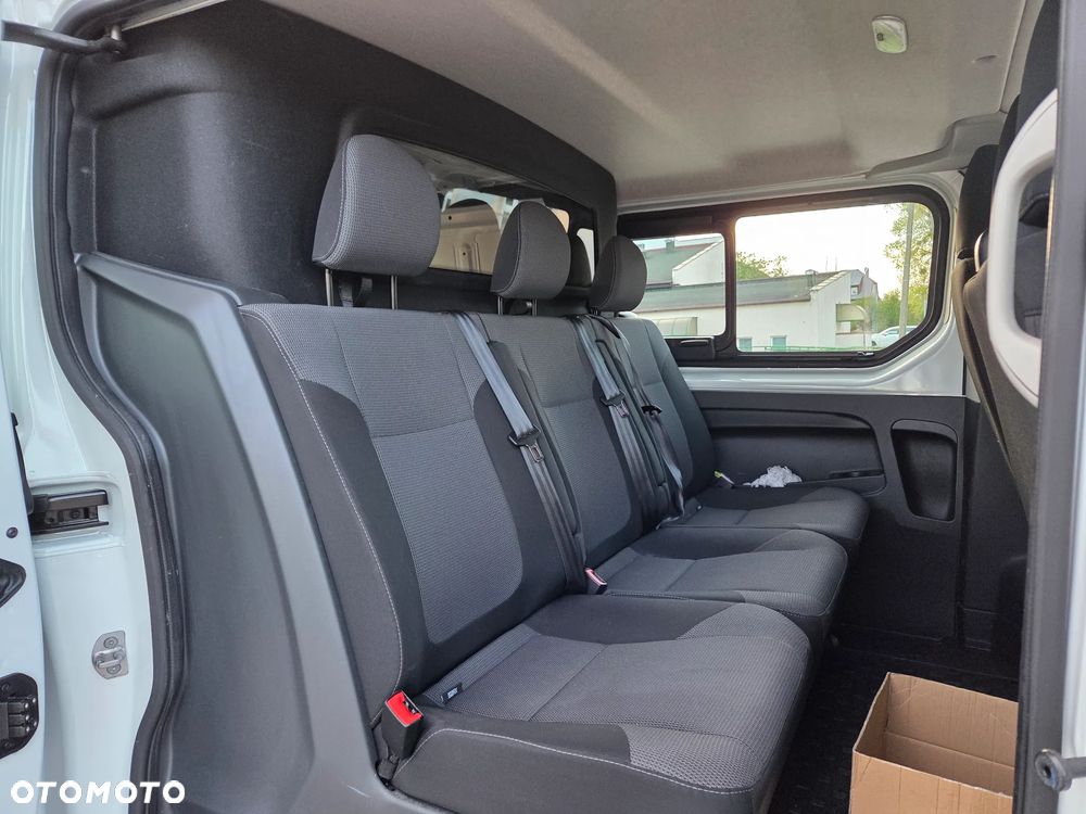 Renault Trafic - 10