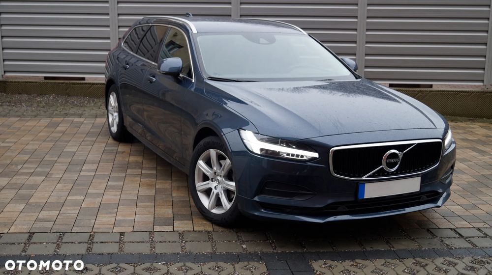 Volvo V90 D3 Momentum Pro - 3
