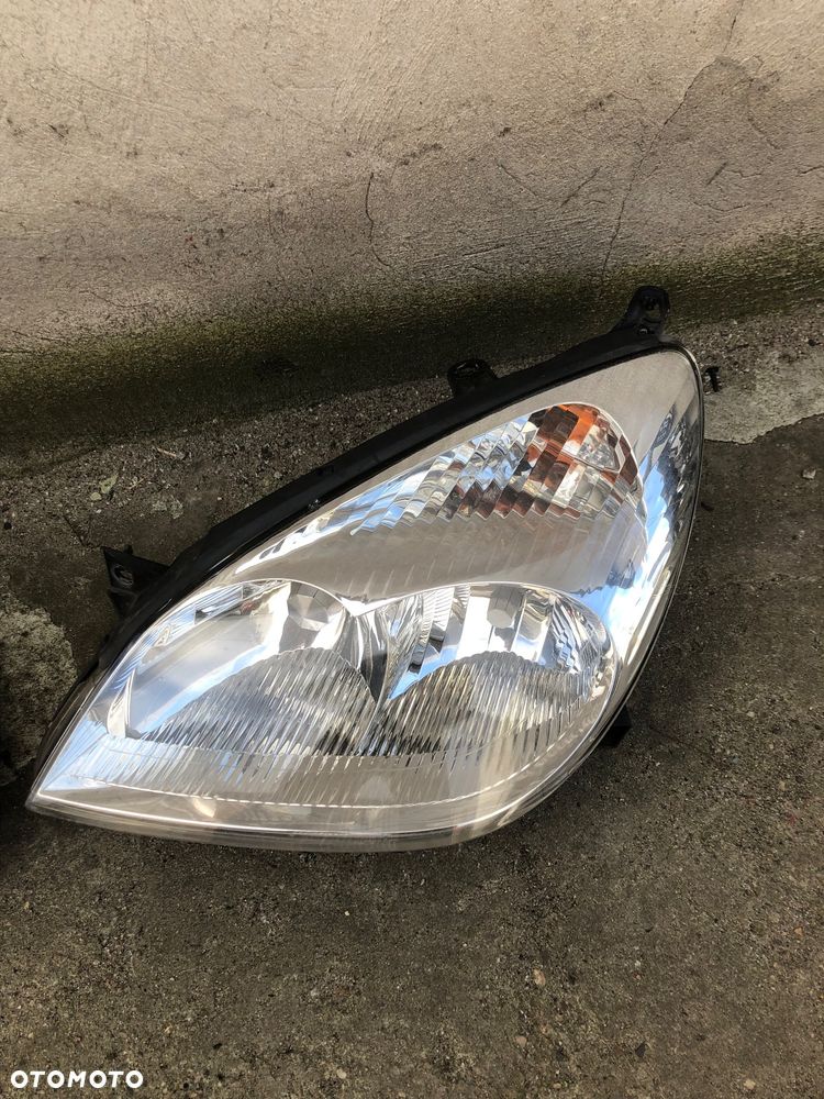 Lampa lewa Europejska Citroen C5 01r - 1