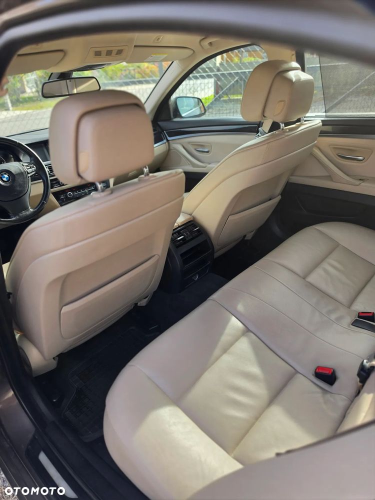 BMW Seria 5 520d - 7