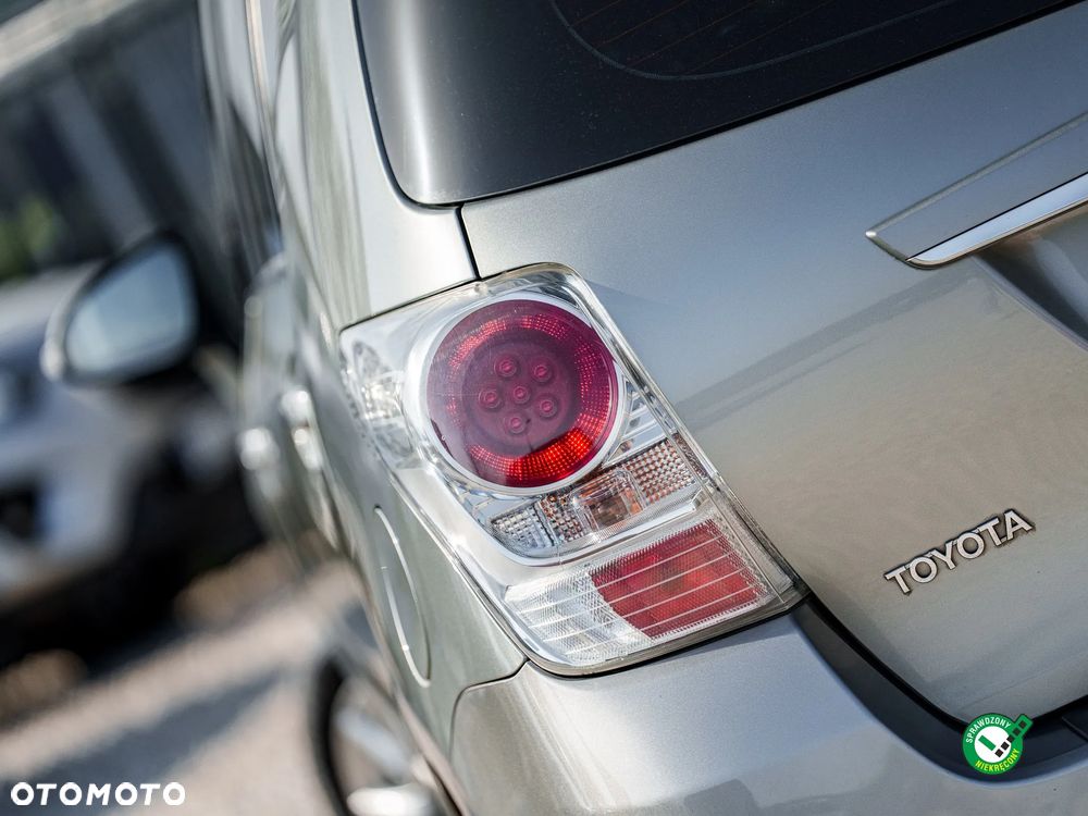 Toyota Verso 1.8 Business Edition 7os MS - 10