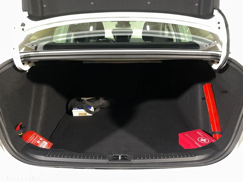 Ford Focus 1.5 EcoBlue Trend Edition - 13