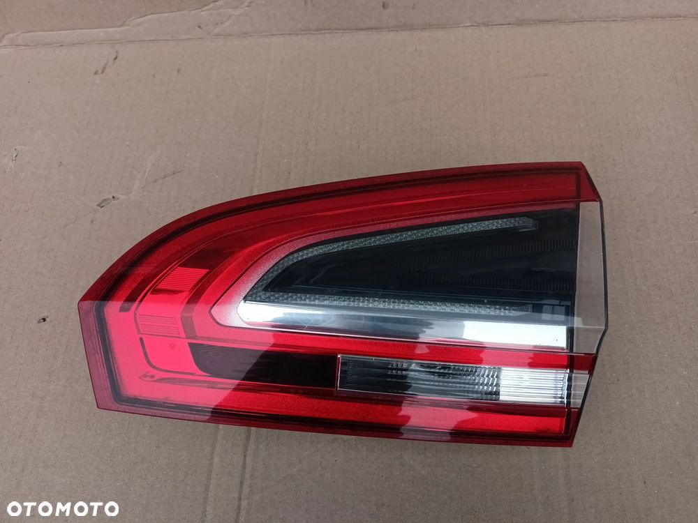 Lampa Prawa Prawy  Tył w klapę Bagażnika  FORD S-MAX MK1 LIFT - 4