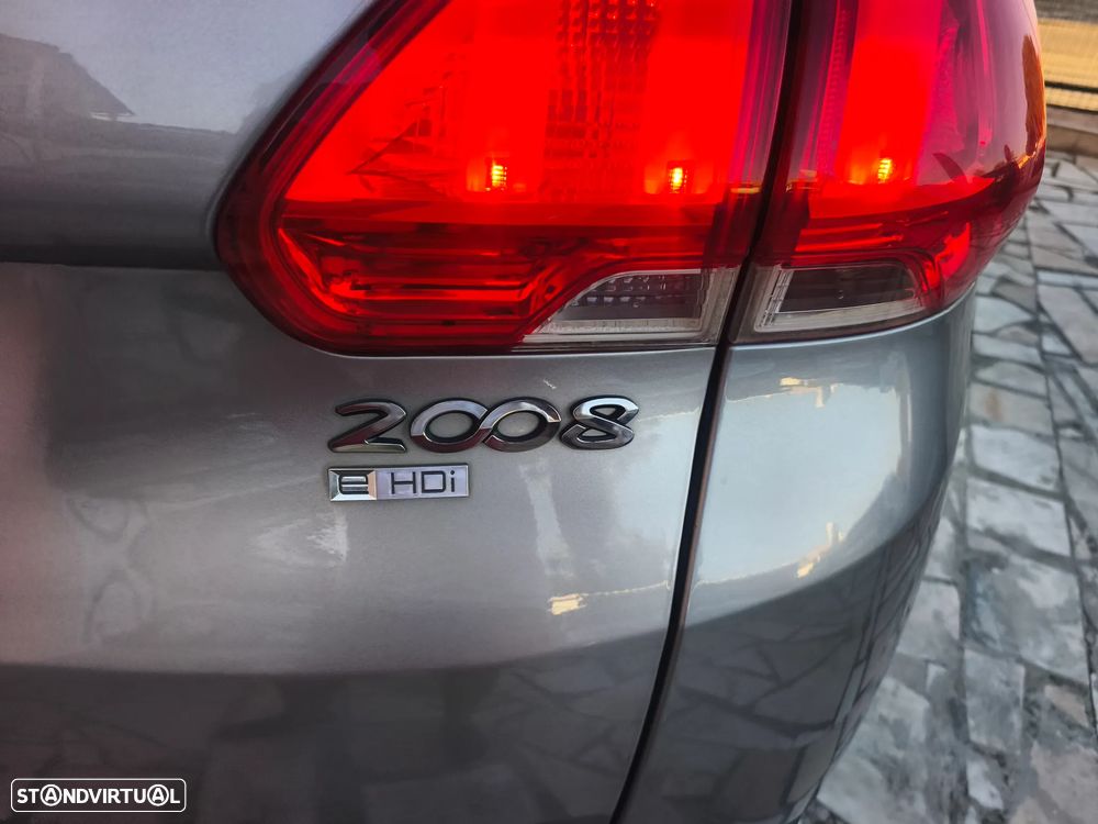 Peugeot 2008 e-HDi FAP 115 STOP & START Allure - 25