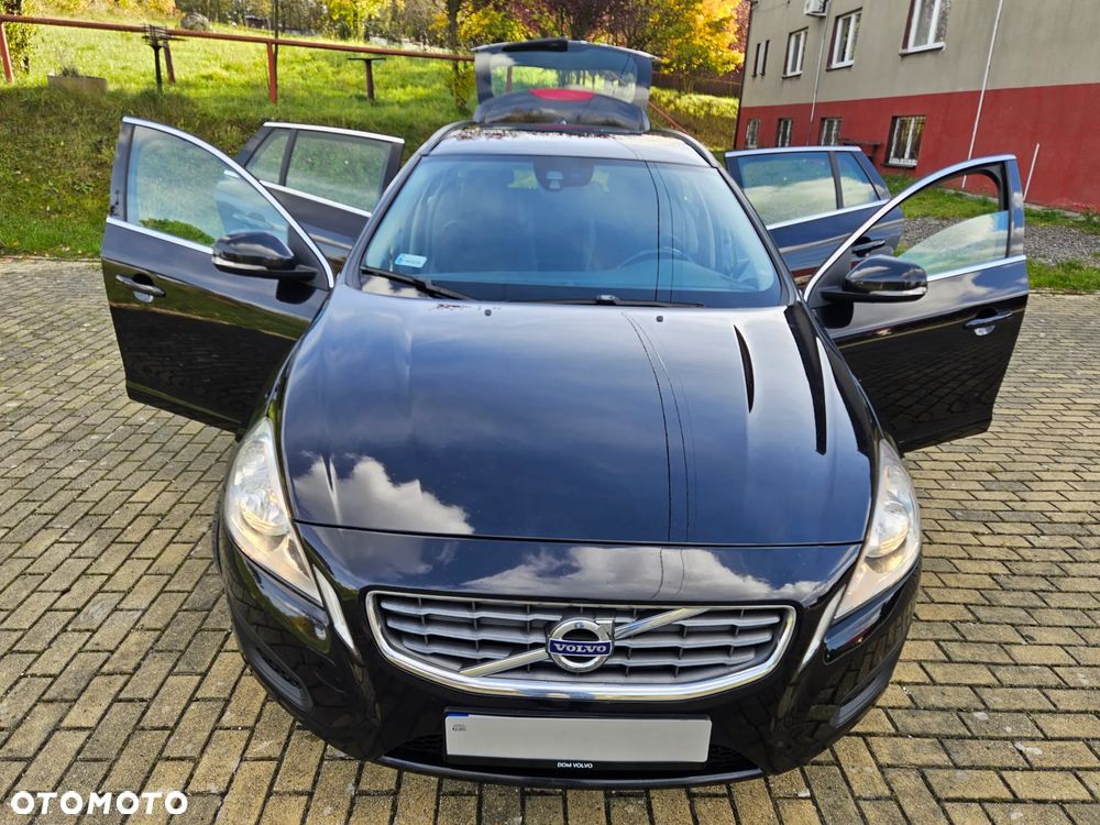 Volvo V60 D2 Kinetic - 33