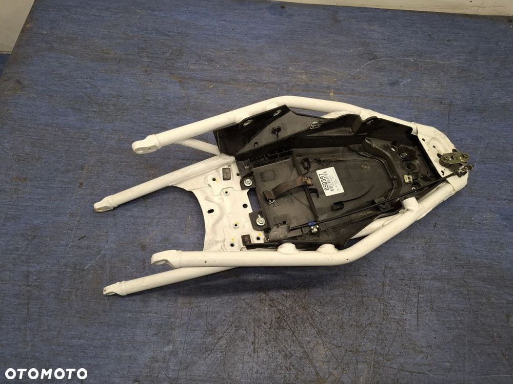 KTM DUKE 390 STELAŻ TYŁ OGON RAMA - 2