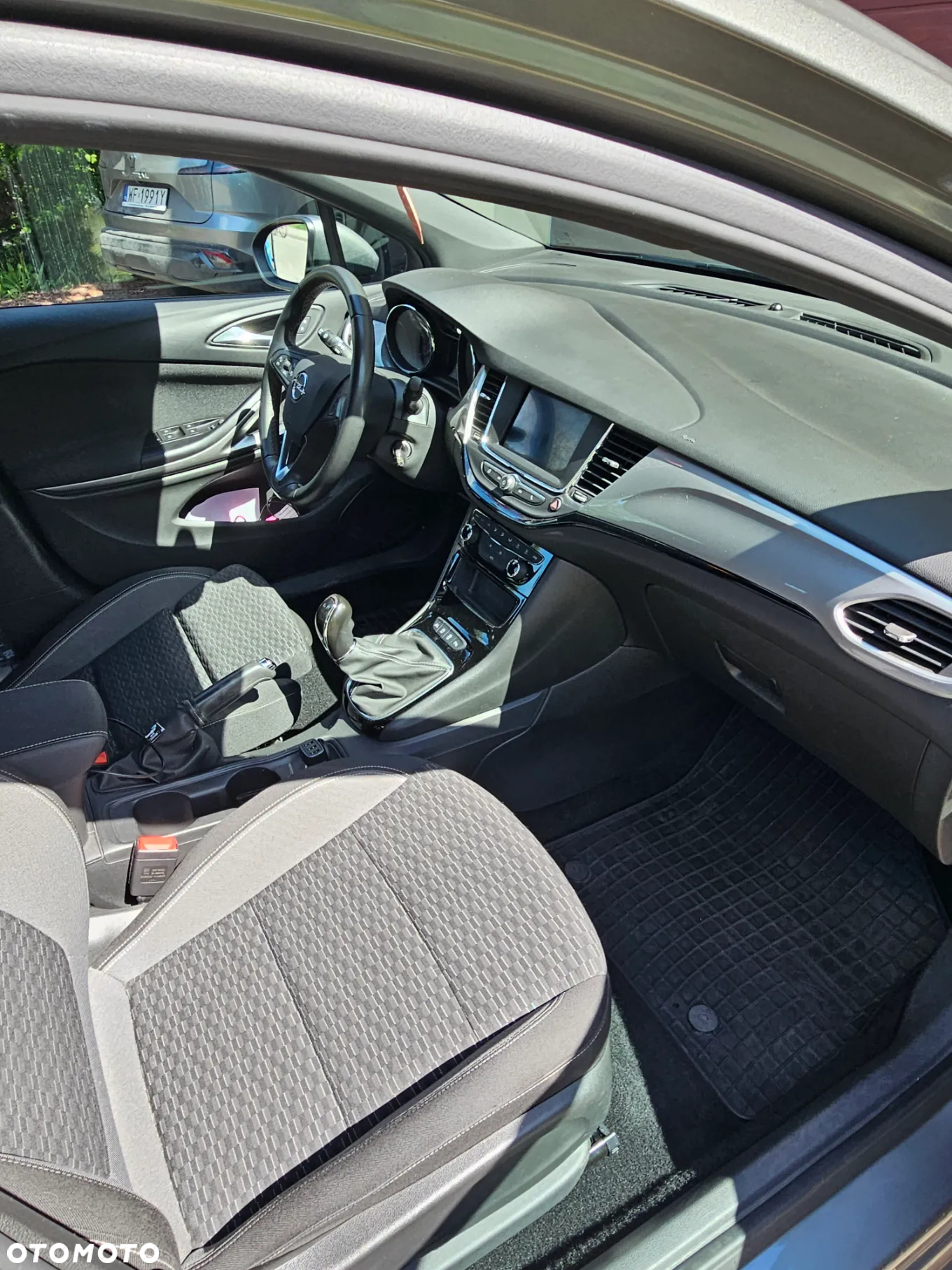 Opel Astra V 1.2 T GS Line S&S - 15