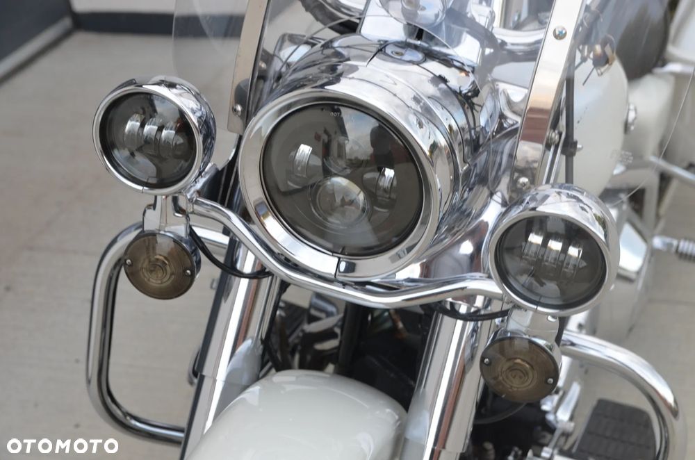 Harley-Davidson Touring Road King - 17