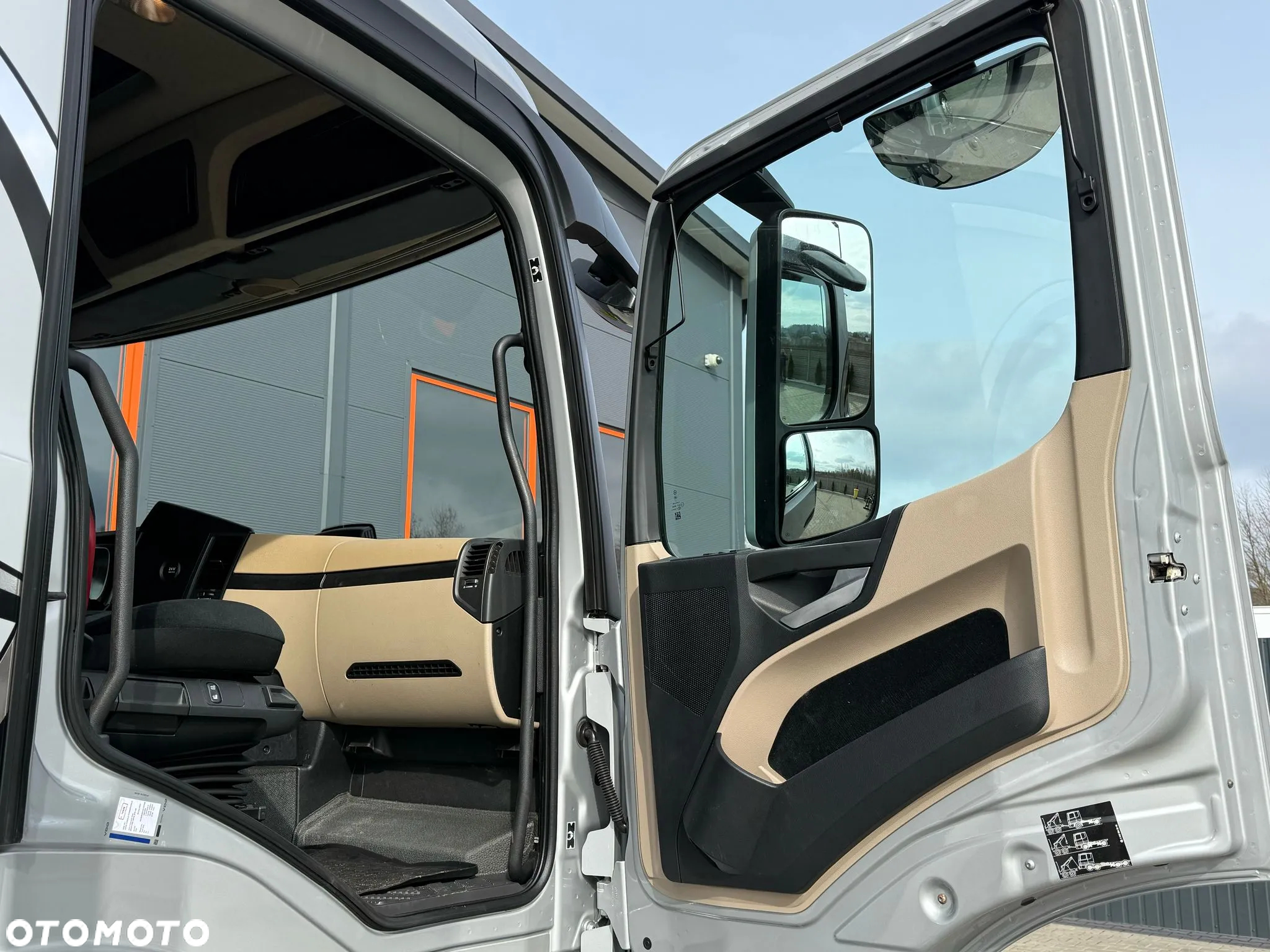 Mercedes-Benz Actros 1824 // E6 // sypialka // chłodnia 20 Epal // winda // 4x2 - 22