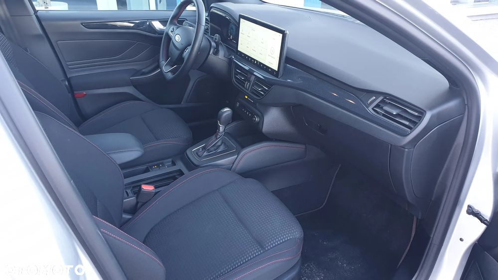 Ford Focus 1.0 EcoBoost mHEV ST-Line X - 17