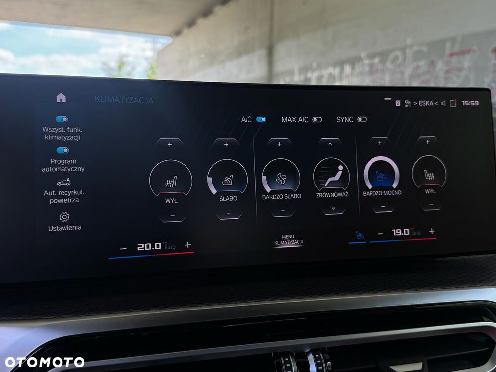 BMW M4 Competition M xDrive sport - 38