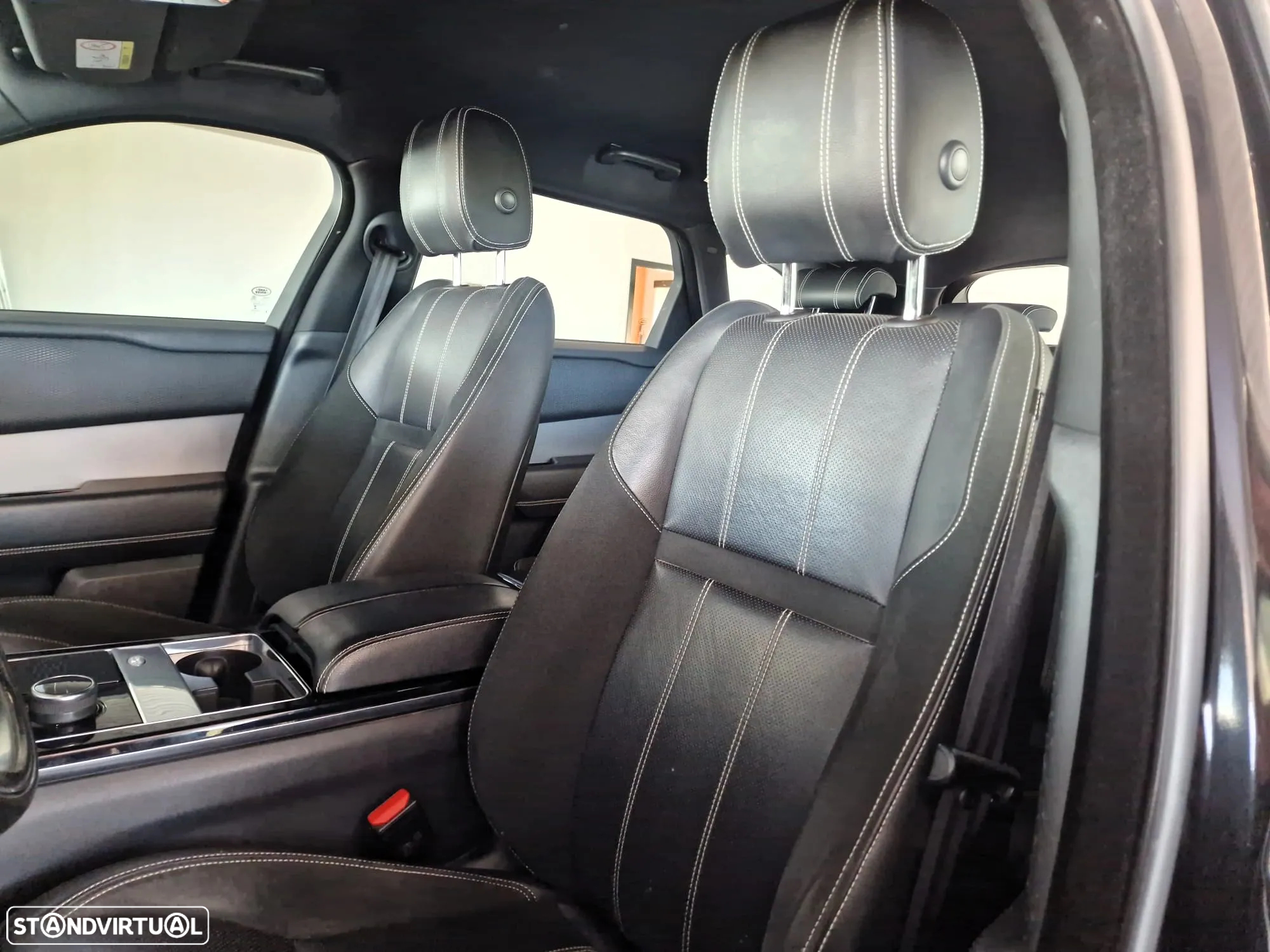 Land Rover Range Rover Velar 2.0 D R-Dynamic HSE - 17
