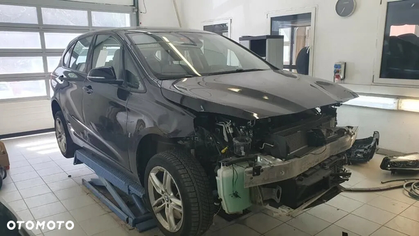 BMW Seria 2 218i Active Tourer Luxury Line